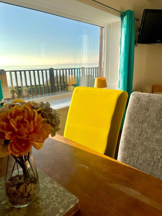 Sunset Sea View Chalet With Hot Tub Torpoint Eksteriør billede